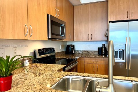 Condominio en venta en Hollywood, Florida, 2 dormitorios, 96.25 m2 № 1461775 - foto 11