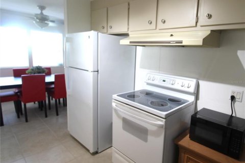 Appartement à louer à Sarasota, Floride: 2 chambres, 134.71 m2 № 1541671 - photo 3