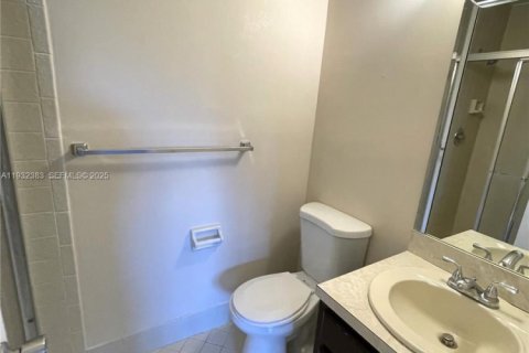 Condominio en venta en Coral Springs, Florida, 2 dormitorios, 78.04 m2 № 2034806 - foto 20