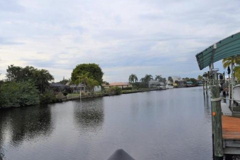 Land in Fort Myers, Florida № 1242945 - photo 7