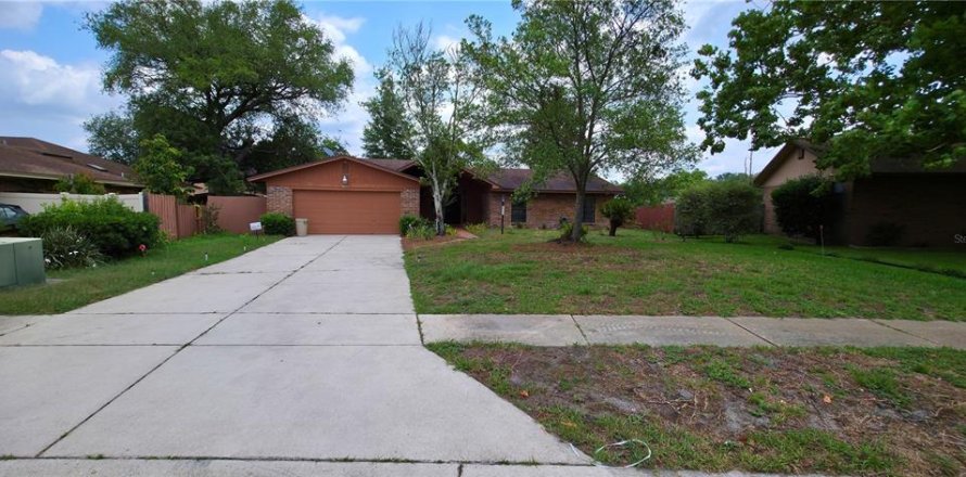 House in Jacksonville, Florida 4 bedrooms, 179.02 sq.m. № 1747755