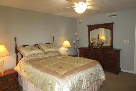 Condominio en venta en Saint Petersburg, Florida, 3 dormitorios, 158.86 m2 № 1563814 - foto 18
