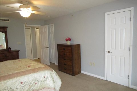 Condominio en venta en Saint Petersburg, Florida, 3 dormitorios, 158.86 m2 № 1563814 - foto 17