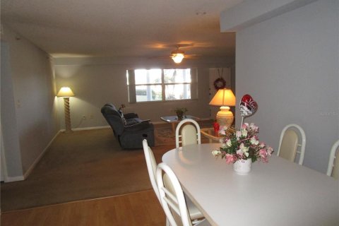Condominio en venta en Saint Petersburg, Florida, 3 dormitorios, 158.86 m2 № 1563814 - foto 9