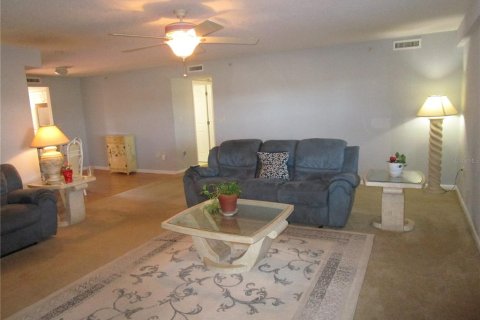 Condominio en venta en Saint Petersburg, Florida, 3 dormitorios, 158.86 m2 № 1563814 - foto 3