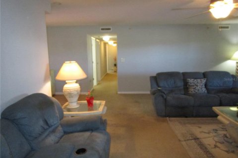 Condominio en venta en Saint Petersburg, Florida, 3 dormitorios, 158.86 m2 № 1563814 - foto 5