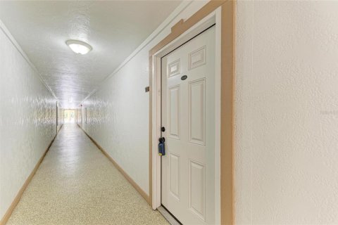 Купить кондоминиум в Венеция, Флорида 8 комнат, 87.33м2, № 1750900 - фото 3