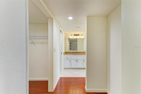 Купить кондоминиум в Венеция, Флорида 8 комнат, 87.33м2, № 1750900 - фото 18