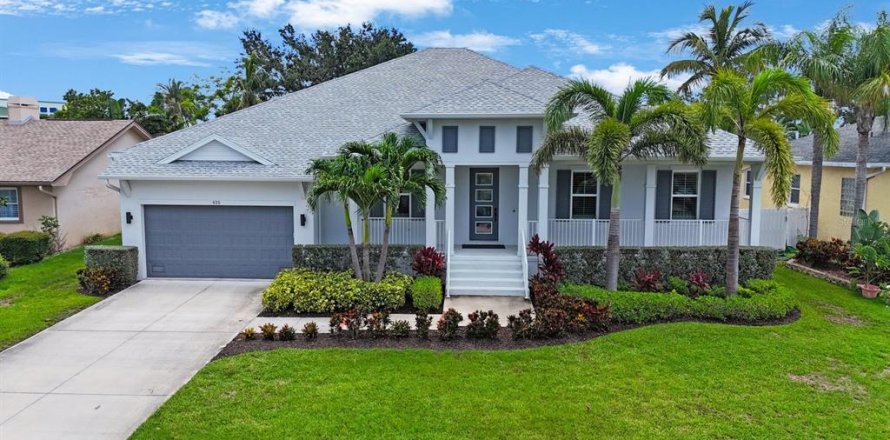 Villa ou maison à Tierra Verde, Floride 4 chambres, 297.1 m2 № 1917697