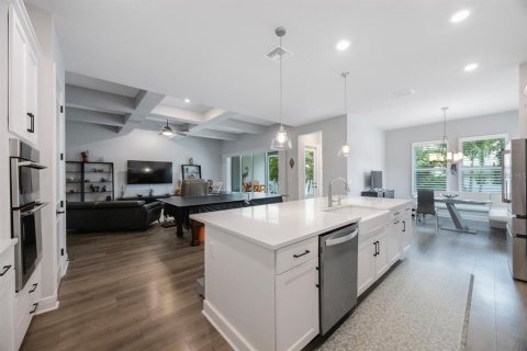Casa en venta en Tierra Verde, Florida, 4 dormitorios, 297.1 m2 № 1917697 - foto 16