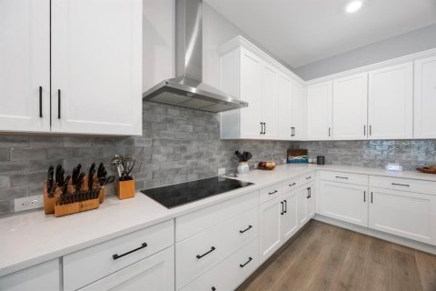 Casa en venta en Tierra Verde, Florida, 4 dormitorios, 297.1 m2 № 1917697 - foto 15