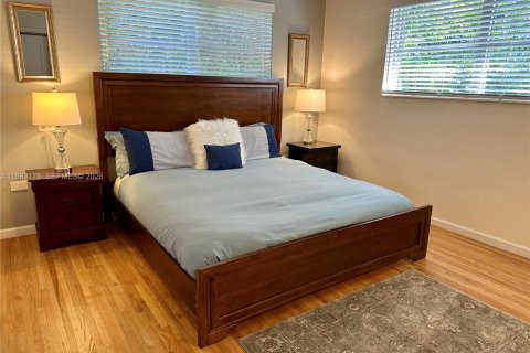 Снять в аренду виллу или дом в Пальметто-Бей, Флорида 3 спальни, 159.88м2, № 2050092 - фото 16