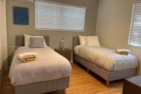 Снять в аренду виллу или дом в Пальметто-Бей, Флорида 3 спальни, 159.88м2, № 2050092 - фото 14