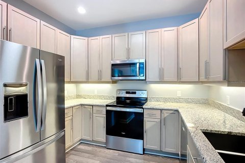 Condo in Bradenton, Florida, 3 bedrooms  № 1804669 - photo 14