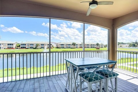 Condo in Bradenton, Florida, 3 bedrooms  № 1804669 - photo 24