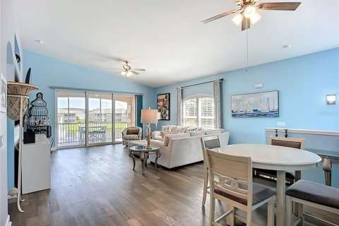 Condo in Bradenton, Florida, 3 bedrooms  № 1804669 - photo 11