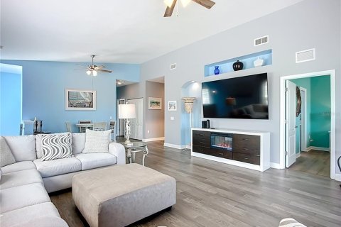 Condo in Bradenton, Florida, 3 bedrooms  № 1804669 - photo 10