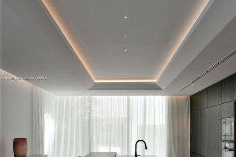 Villa ou maison à vendre à Miami Beach, Floride: 6 chambres, 731.05 m2 № 1779959 - photo 28