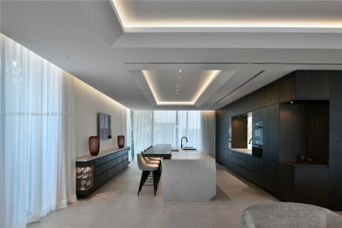 Villa ou maison à vendre à Miami Beach, Floride: 6 chambres, 731.05 m2 № 1779959 - photo 23
