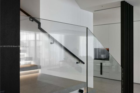 Villa ou maison à vendre à Miami Beach, Floride: 6 chambres, 731.05 m2 № 1779959 - photo 26