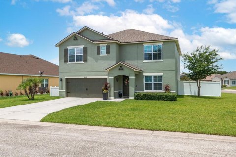 Casa en Lake Alfred, Florida 5 dormitorios, 250.46 m2 № 2133909