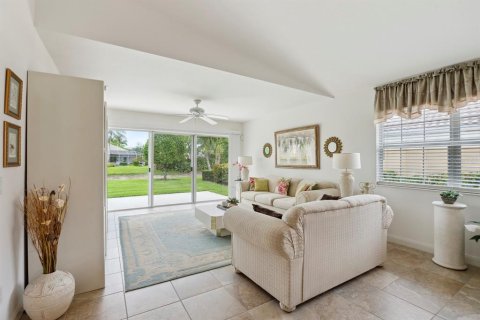 Villa ou maison à vendre à Bonita Springs, Floride: 2 chambres, 157.28 m2 № 2142492 - photo 7