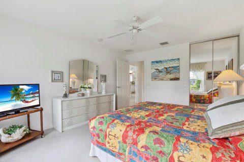 Villa ou maison à vendre à Bonita Springs, Floride: 2 chambres, 157.28 m2 № 2142492 - photo 12