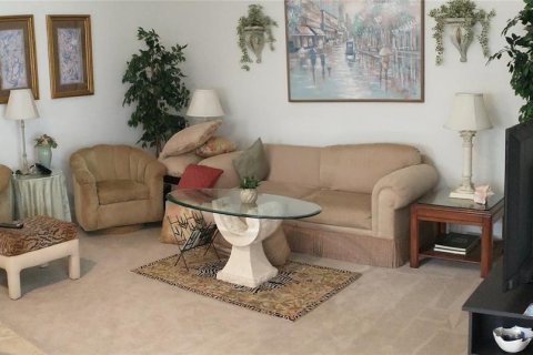 Villa ou maison à vendre à Bonita Springs, Floride: 2 chambres, 157.28 m2 № 2142492 - photo 6