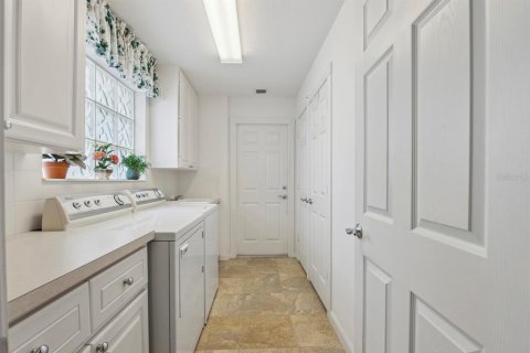 Villa ou maison à vendre à Bonita Springs, Floride: 2 chambres, 157.28 m2 № 2142492 - photo 16