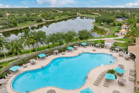Villa ou maison à vendre à Bonita Springs, Floride: 2 chambres, 157.28 m2 № 2142492 - photo 27