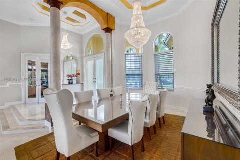 Villa ou maison à vendre à Weston, Floride: 5 chambres, 381.09 m2 № 2072872 - photo 8