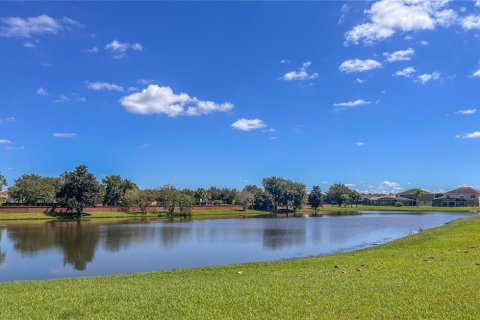 Villa ou maison à vendre à Kissimmee, Floride: 3 chambres, 174.28 m2 № 2402918 - photo 7