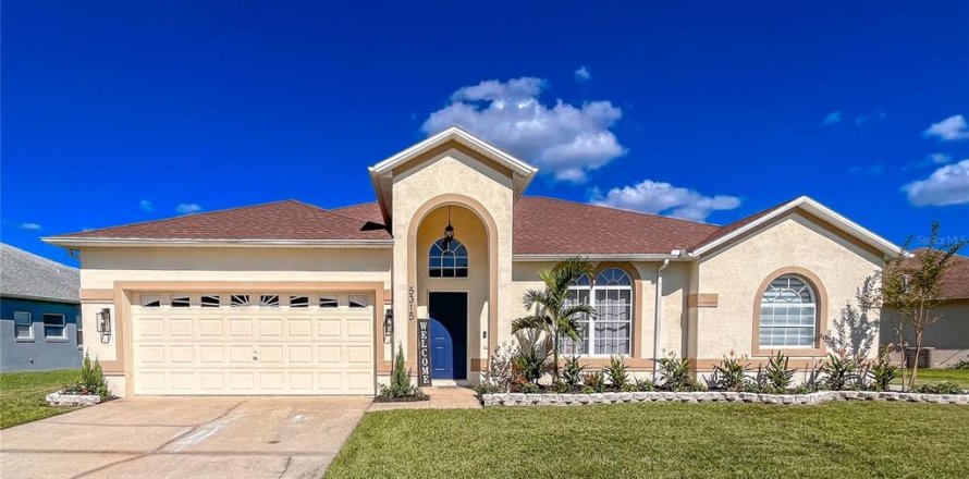 Villa ou maison à Kissimmee, Floride 3 chambres, 174.28 m2 № 2402918