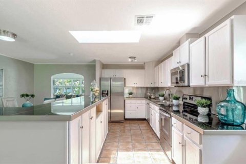 House in Orlando, Florida 2 bedrooms, 116.03 sq.m. № 1882915 - photo 5