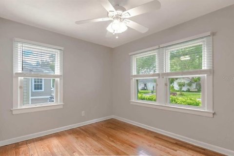 House in Orlando, Florida 2 bedrooms, 116.03 sq.m. № 1882915 - photo 13