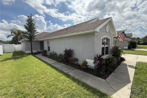 Casa en venta en Wimauma, Florida, 3 dormitorios, 172.33 m2 № 2385612 - foto 2