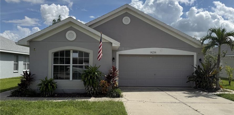 Casa en Wimauma, Florida 3 dormitorios, 172.33 m2 № 2385612