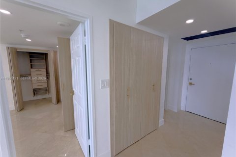 Copropriété à louer à Miami Beach, Floride: 1 chambre, 86.4 m2 № 2018019 - photo 18