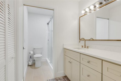 Condo in Bradenton, Florida, 2 bedrooms  № 1906518 - photo 17