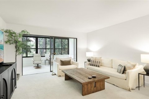 Condo in Bradenton, Florida, 2 bedrooms  № 1906518 - photo 8