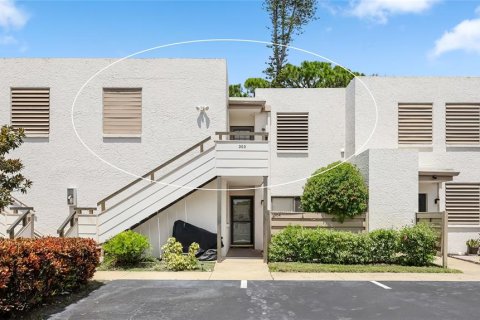 Condo in Bradenton, Florida, 2 bedrooms  № 1906518 - photo 1