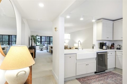 Condo in Bradenton, Florida, 2 bedrooms  № 1906518 - photo 3