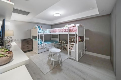 Condo in Miami Beach, Florida, 2 bedrooms № 2081951 - photo 12