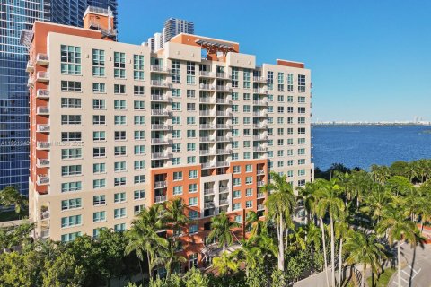 Condominio en alquiler en Miami, Florida, 2 dormitorios, 90.77 m2 № 1953712 - foto 11