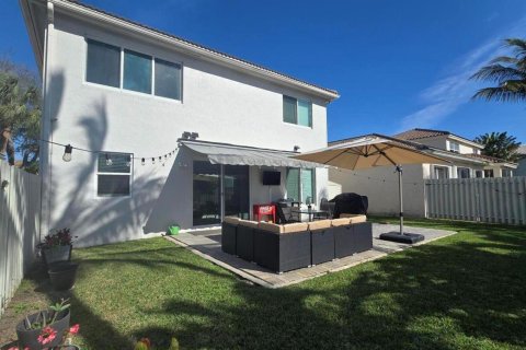 House in Margate, Florida 3 bedrooms, 182.09 sq.m. № 2084203 - photo 29