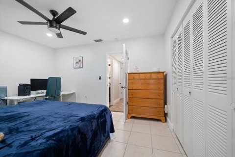 Condominio en alquiler en Saint Petersburg, Florida, 2 dormitorios, 93.83 m2 № 1824679 - foto 21