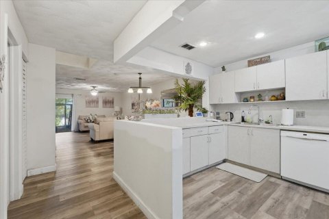 Touwnhouse à Pembroke Pines, Floride 3 chambres, 136.75 m2 № 2415623