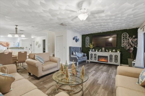Touwnhouse à louer à Pembroke Pines, Floride: 3 chambres, 136.75 m2 № 2415623 - photo 9