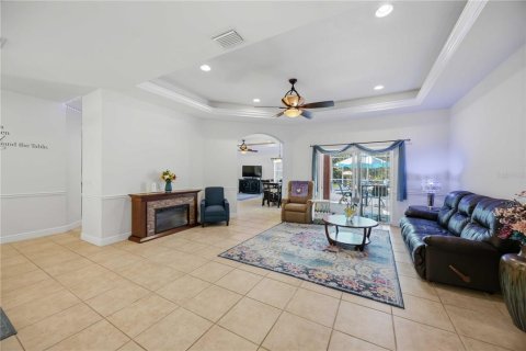 Villa ou maison à vendre à North Port, Floride: 3 chambres, 219.99 m2 № 2349950 - photo 16