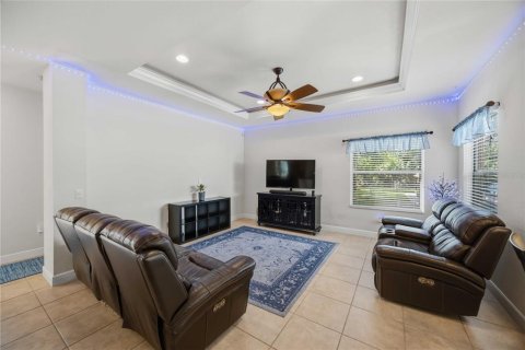 Villa ou maison à vendre à North Port, Floride: 3 chambres, 219.99 m2 № 2349950 - photo 23